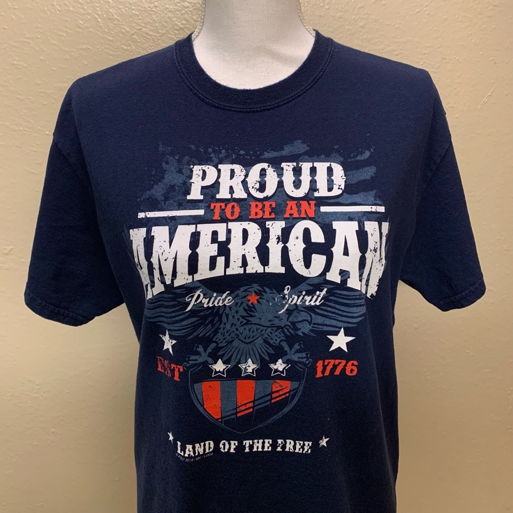 Tee shirt